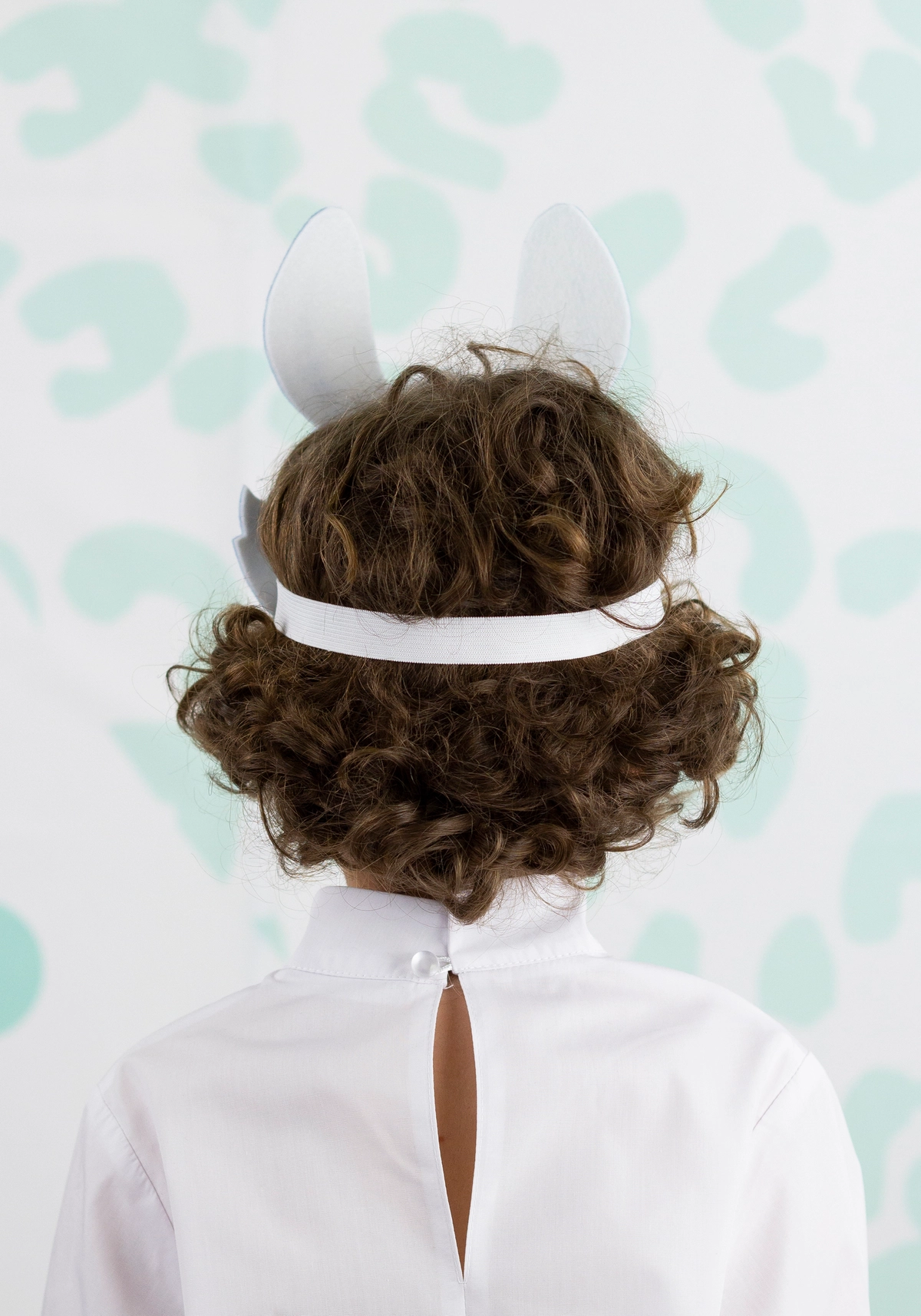 Головной убор - маска Заяц с Гжельской росписью